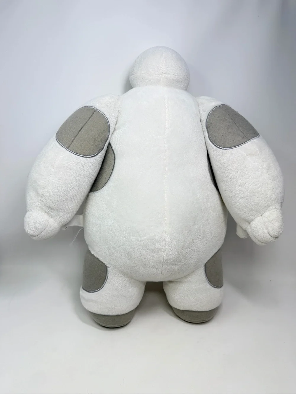Disney Store Big Hero 6 Baymax Plush 16